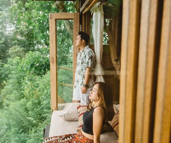 Bird Hills Bamboo House Lodge Karangasem